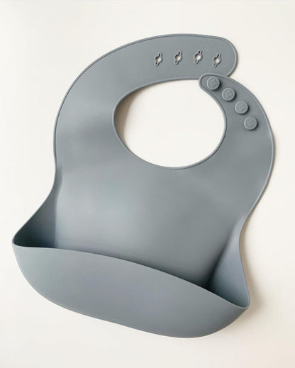 Mushie Silicon Bib, grey