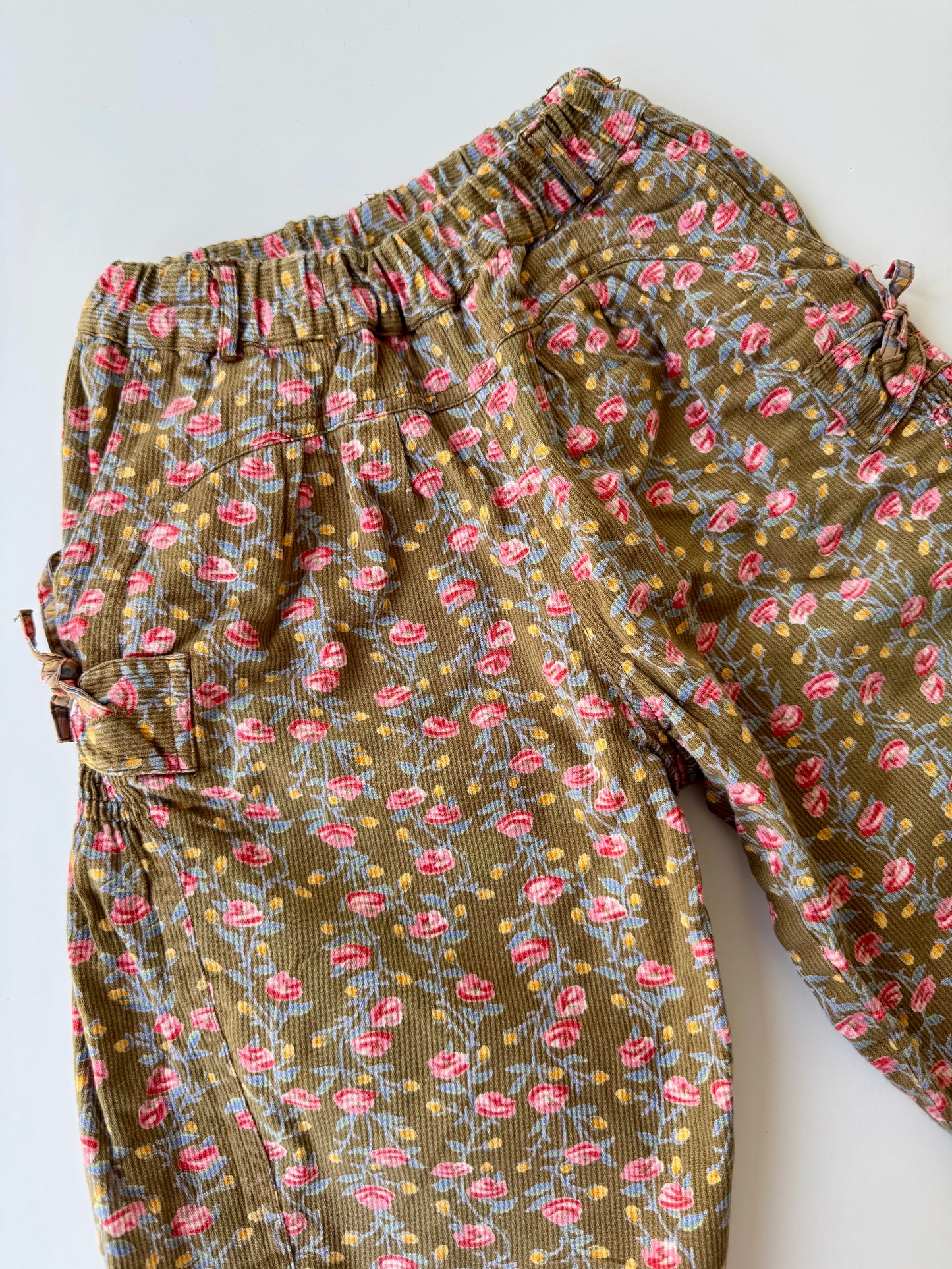 90s Vintage Oilily Fine Corduroy Balloon Pants